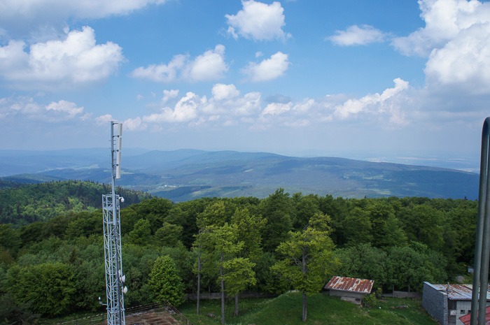 Zum Beispiel der Blick nach Nordosten, Richtung Starý Herštejn.