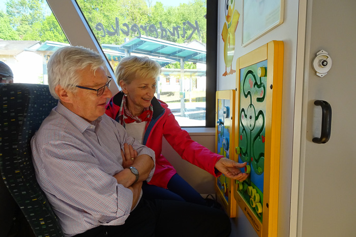 Dankenswerterweise ist die Oberpfalzbahn auf solche Dilemmata eingestellt.