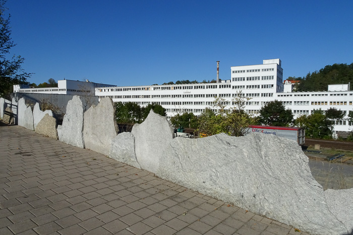 Gleichermaßen Vergangenheit: die Hochzeit der Porzellanproduktion in dieser Gegend.