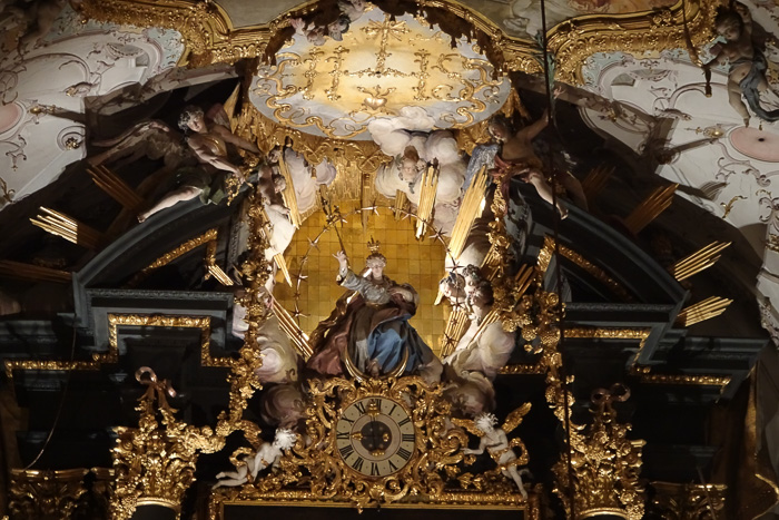 Bei den himmlischen Klängen lassen wir die Impressionen des Tages Revue passieren. Dazu einfach die Bildershow wieder von vorne starten! VIEL SPAß!