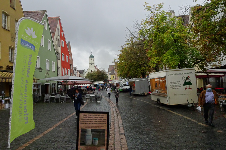 Samstag, Markttag.
